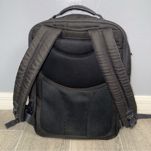 Tumi Alpha Bravo Davis Backpack Laptop Carry Bag Nylon Leather Black *READ - Picture 3 of 16